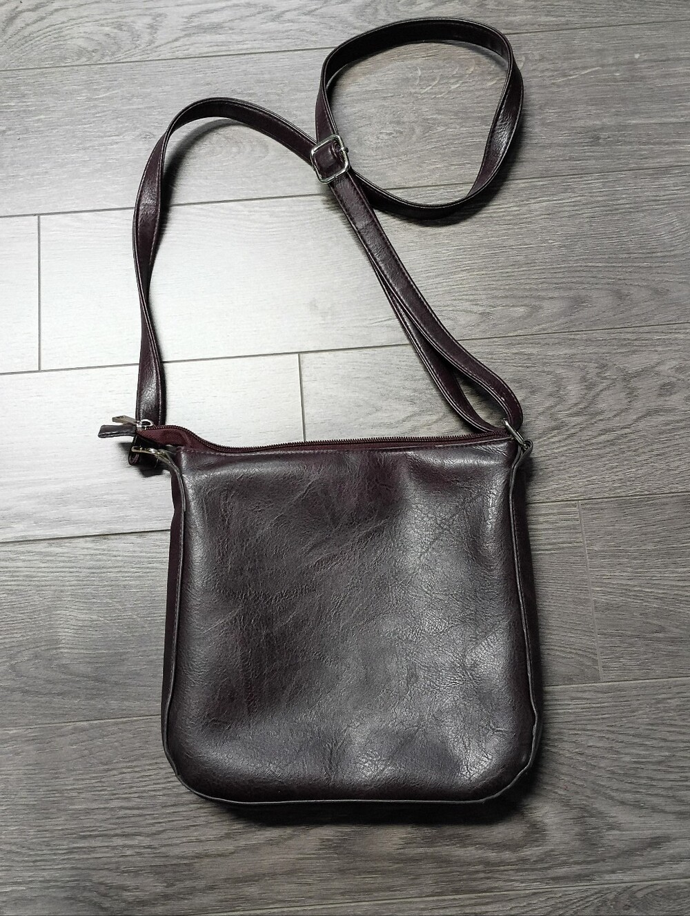 Mia And Luca Purse/Crossbody Shoulder Bag in Dark Brown - Picture 3 of 12